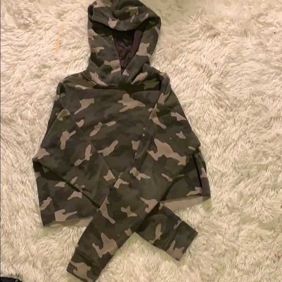 Long sleeve cropped sweater - Picture 2 of 2